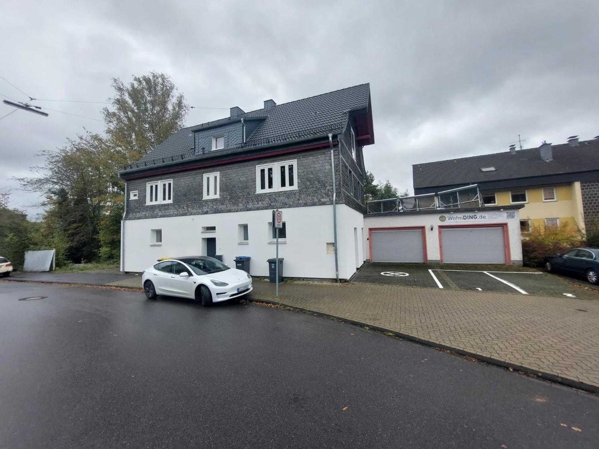 Kinderklinik, 600M Zum Bahnhof 2B 锡根 外观 照片